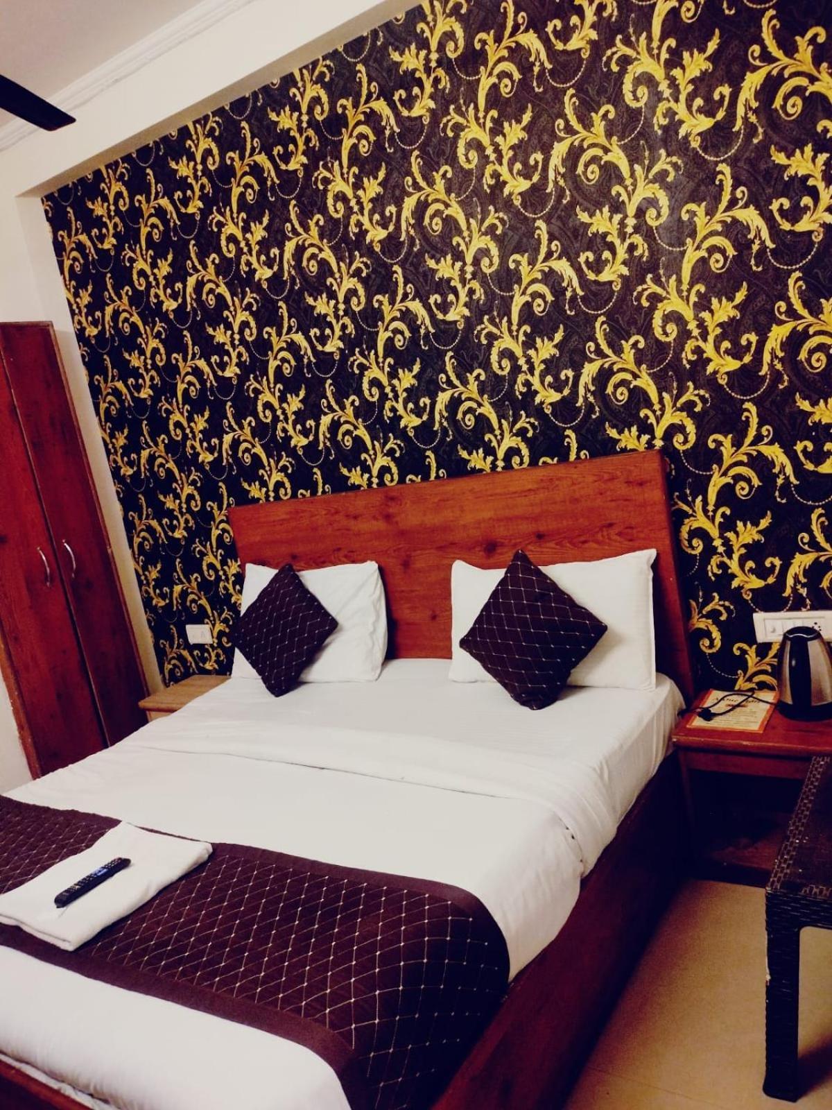 Suites Admiral Delhi Airport Yeni Delhi Dış mekan fotoğraf