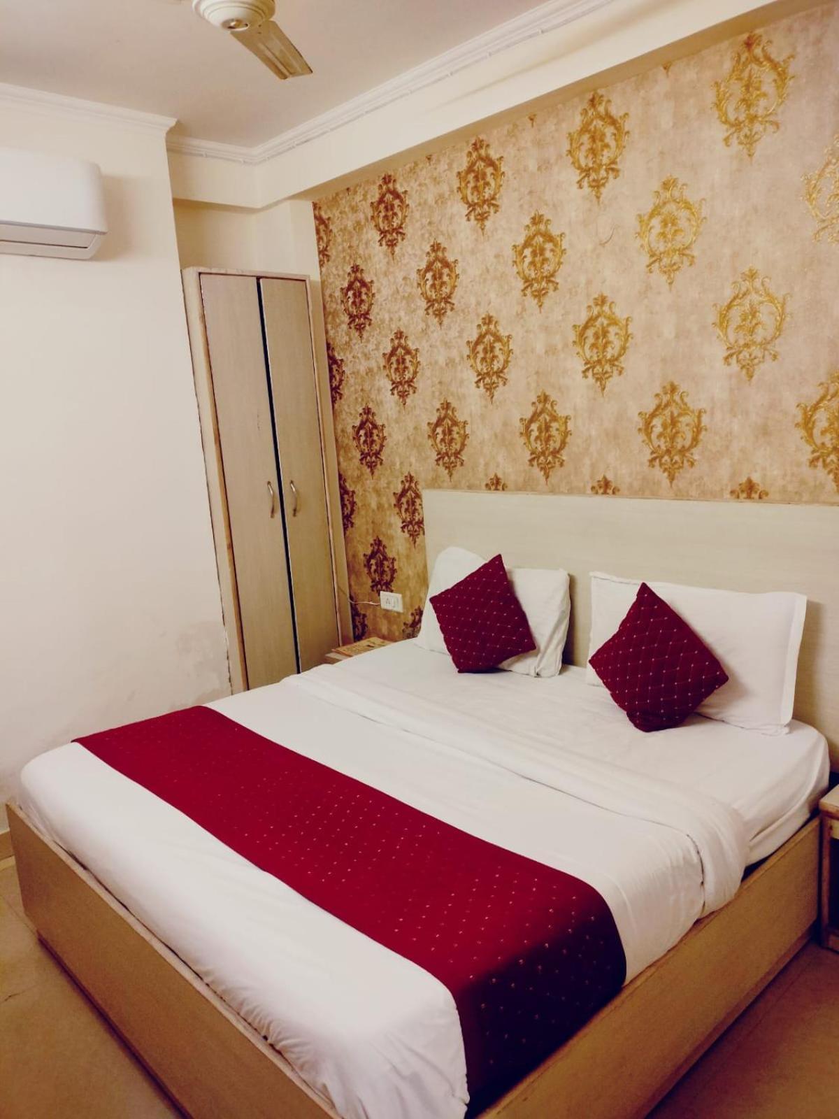 Suites Admiral Delhi Airport Yeni Delhi Dış mekan fotoğraf